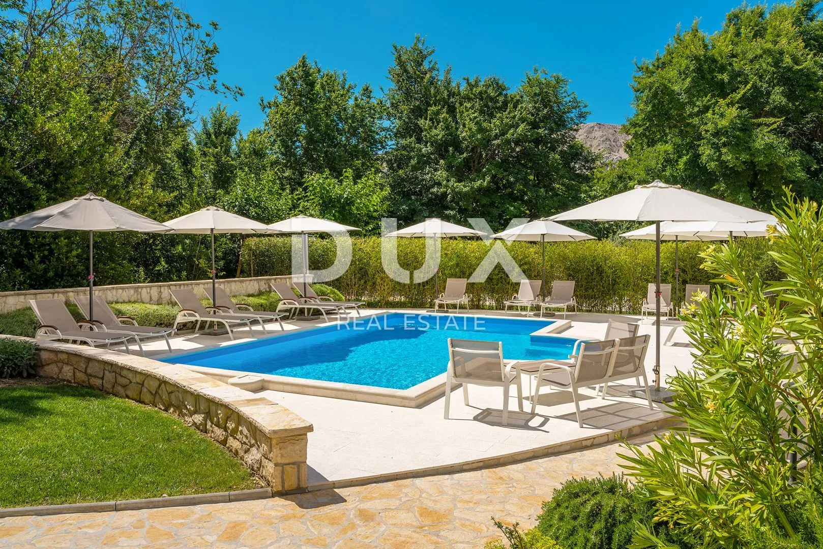 otok krk, baška - ekskluzivna villa sa 7 apartmana i bazenom! prilika!!! - slika 7