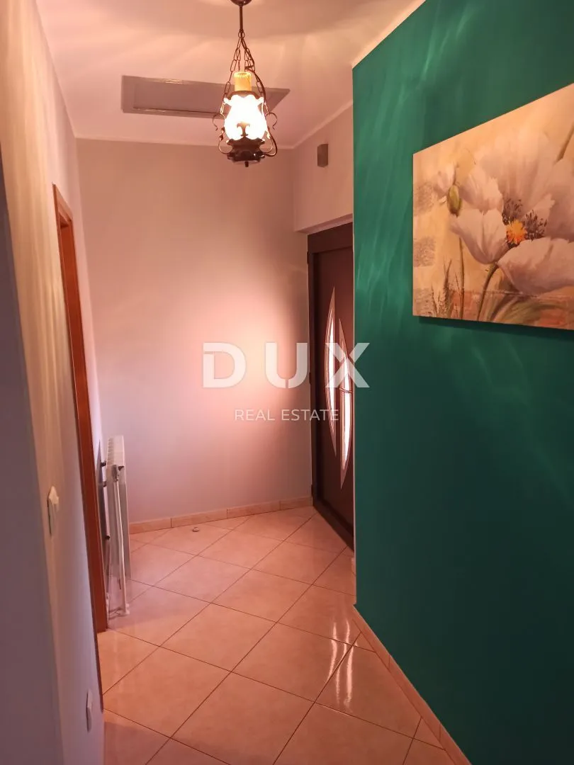 istra, svetvinčenat - obiteljska kuća s dva apartmana - slika 26