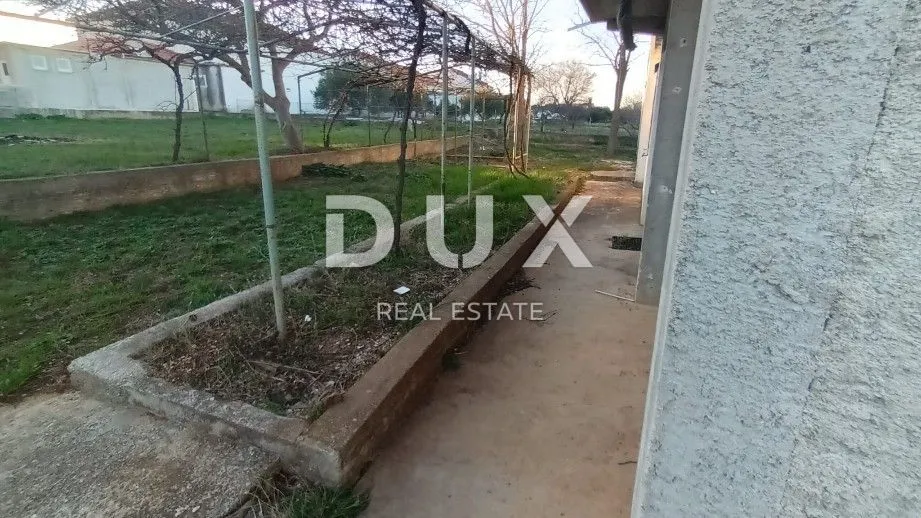 sveti filip i jakov, sikovo - prizemlje sa okućnicom za adaptaciju - slika 7