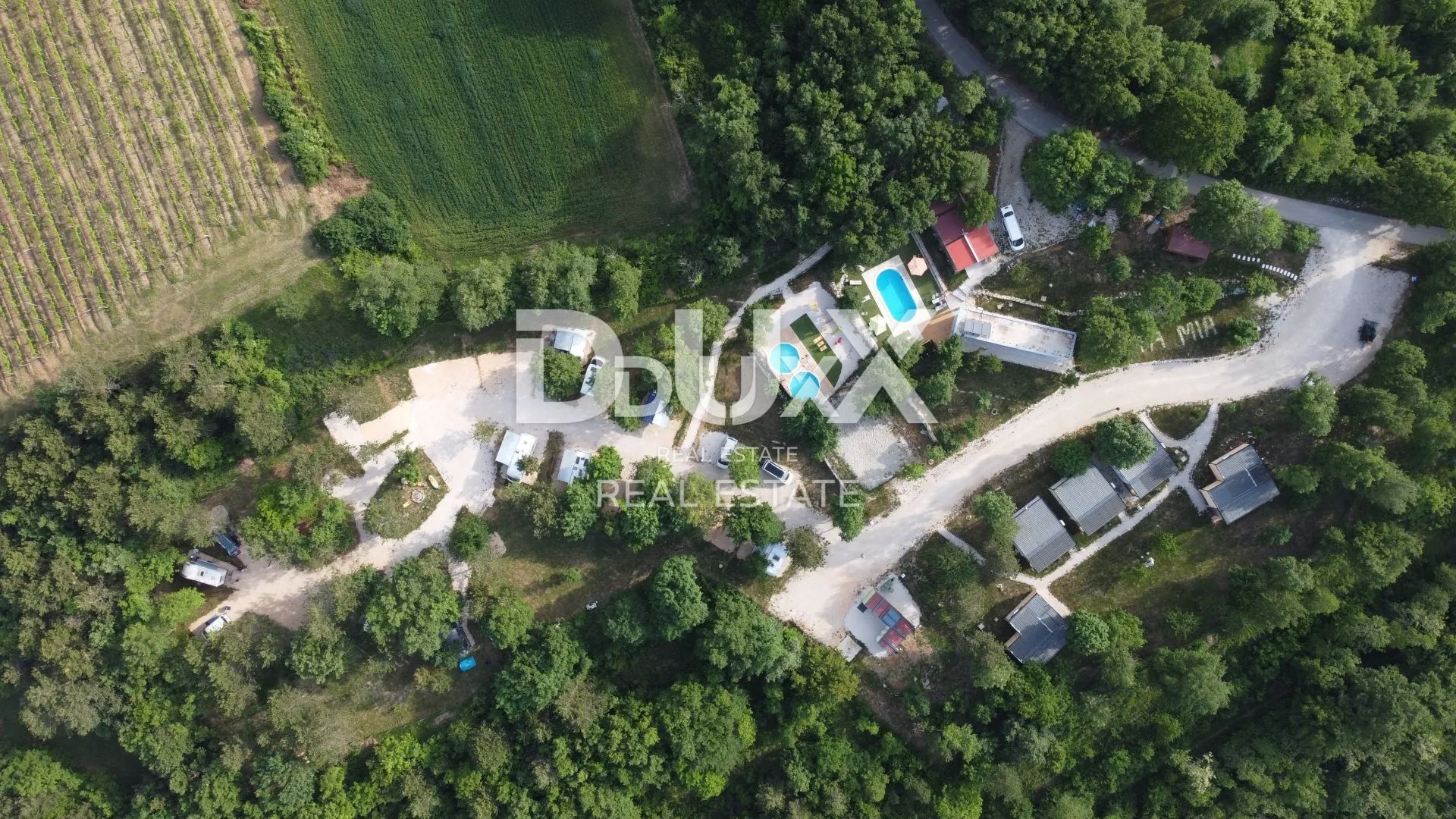 istra, gračišće - kamp u srcu istre s bogatom infrastrukturom i dodatnim zemljištem - slika 9