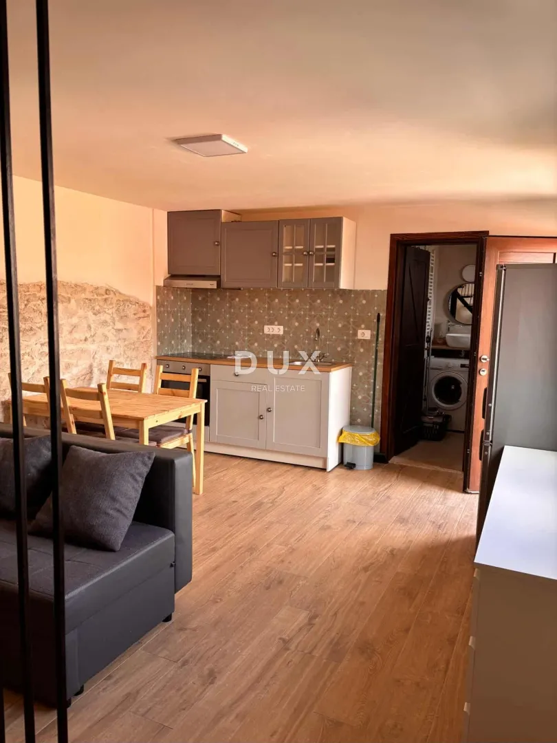 istra, labin - renovirana kamena kuća s dvije stambene jedinice - slika 32