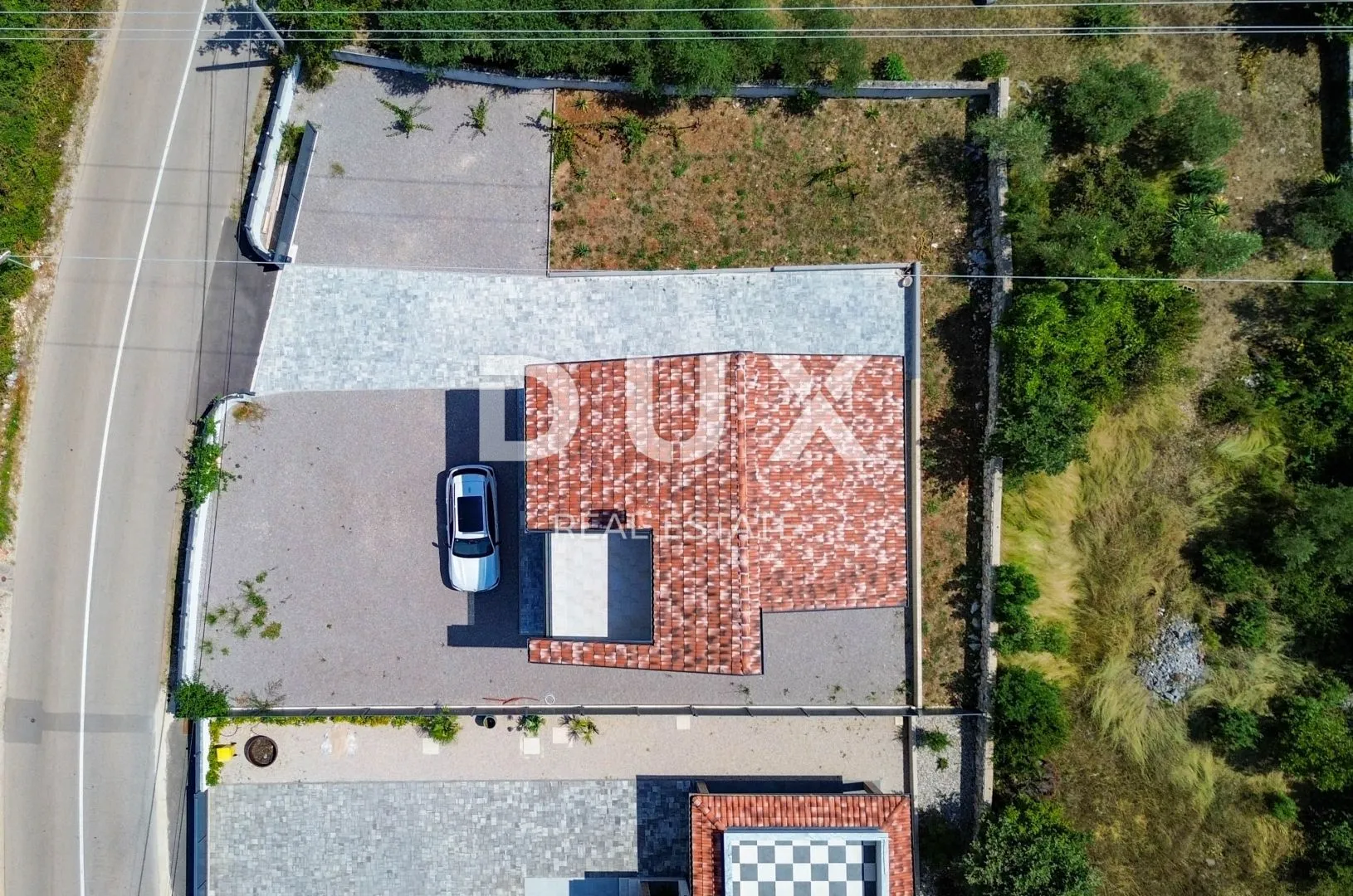 otok krk, rasopasno, obiteljska kuća, 184 m2, novogrdnj, krovna terasa, blizu mora - slika 3