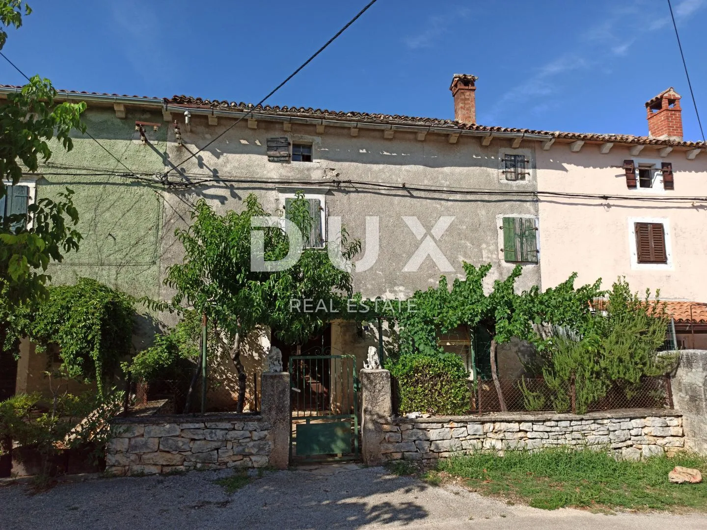 istra, matohanci - istarska kuća za renovaciju s velikim dvorištem - slika 3