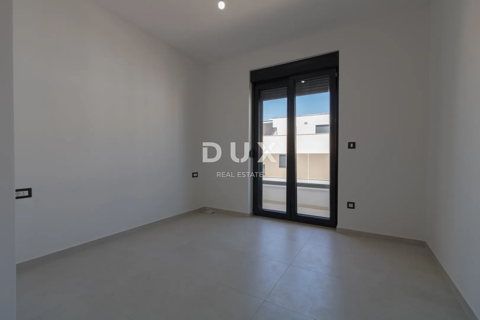 dalmacija, murter - novi duplex 5min od plaže! - slika 5