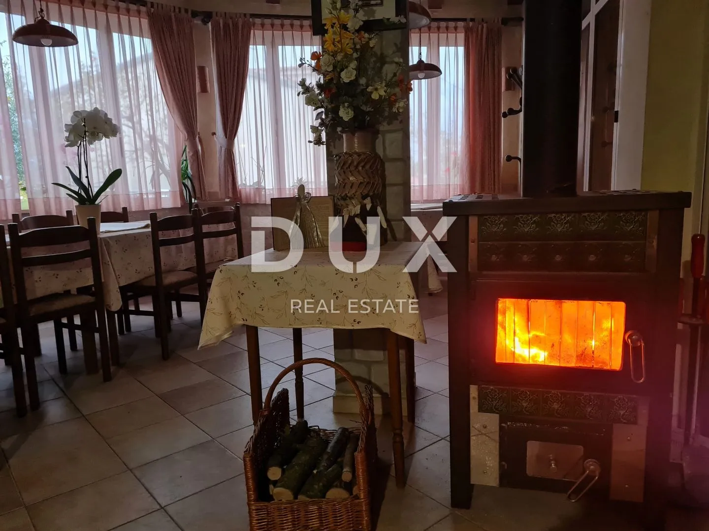 istra, pomer kuća s restoranom na 200m od mora - slika 2
