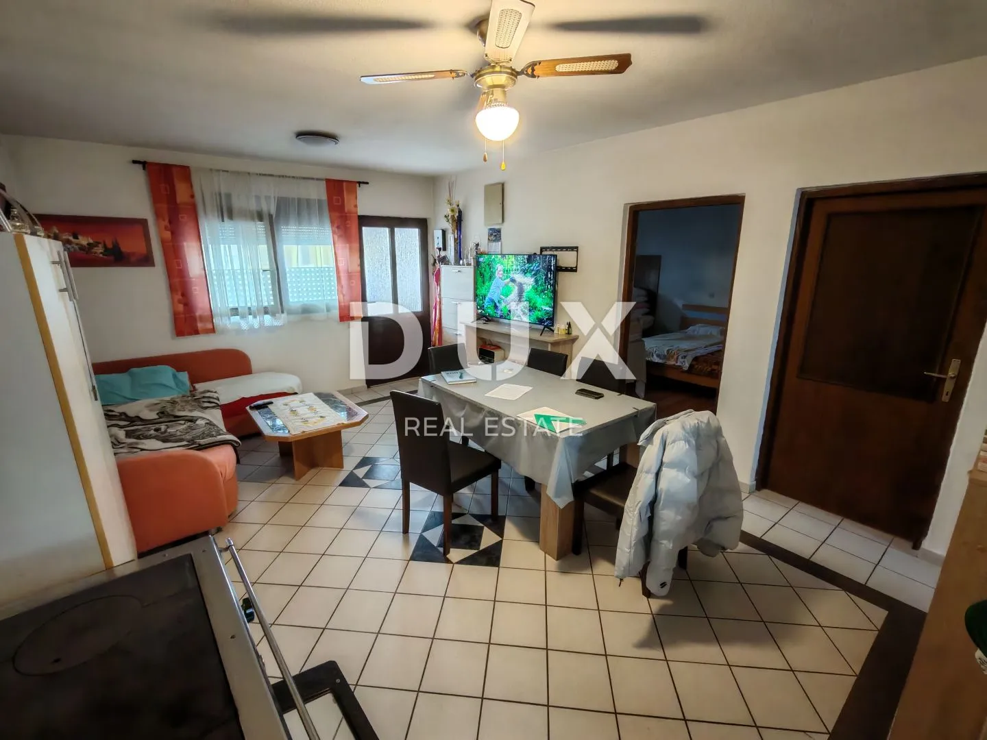 zadar, vir - kuća s čak 5 apartmana! 3 minute hoda udaljena od dviju plaža! - slika 5