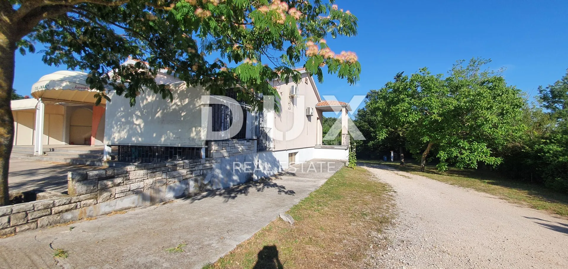 istra, žminj - imanje sa 3 samostojeće kuće - slika 77