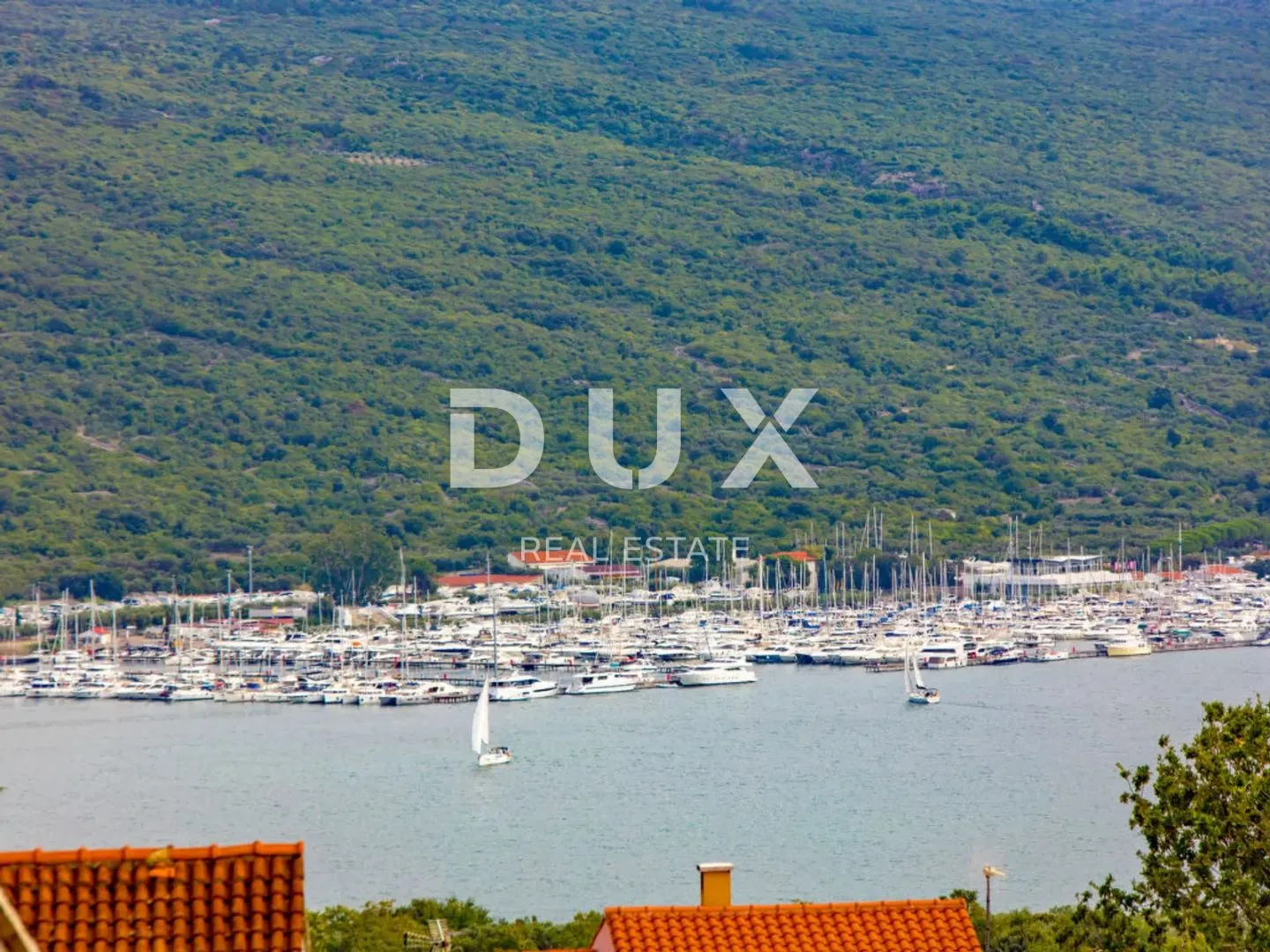 otok krk, kornić- kuća, 250 m2, bazen, okućnica, idealna za turističku djelatnost, top prilika!!! - slika 25