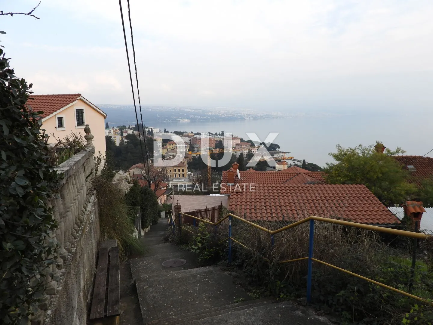 opatija- kuća 203m2 s panoramskim pogledom na more + okoliš - slika 52