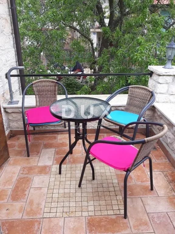 istra, momjan - kamena kuća s bazenom - slika 4