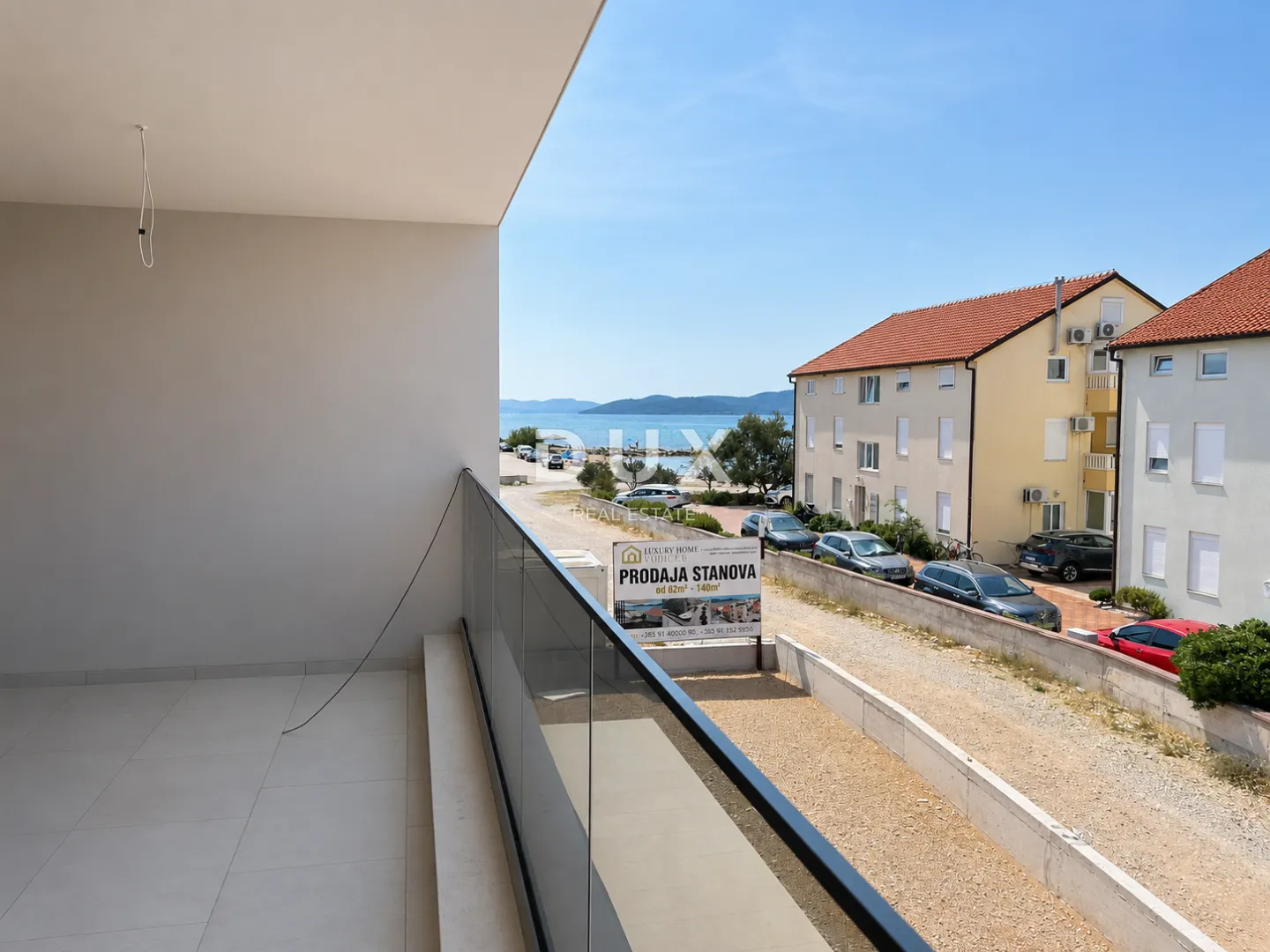 vodice, srima – pogled na more, 2 spavaće sobe, 70 m od plaže, lift - slika 7