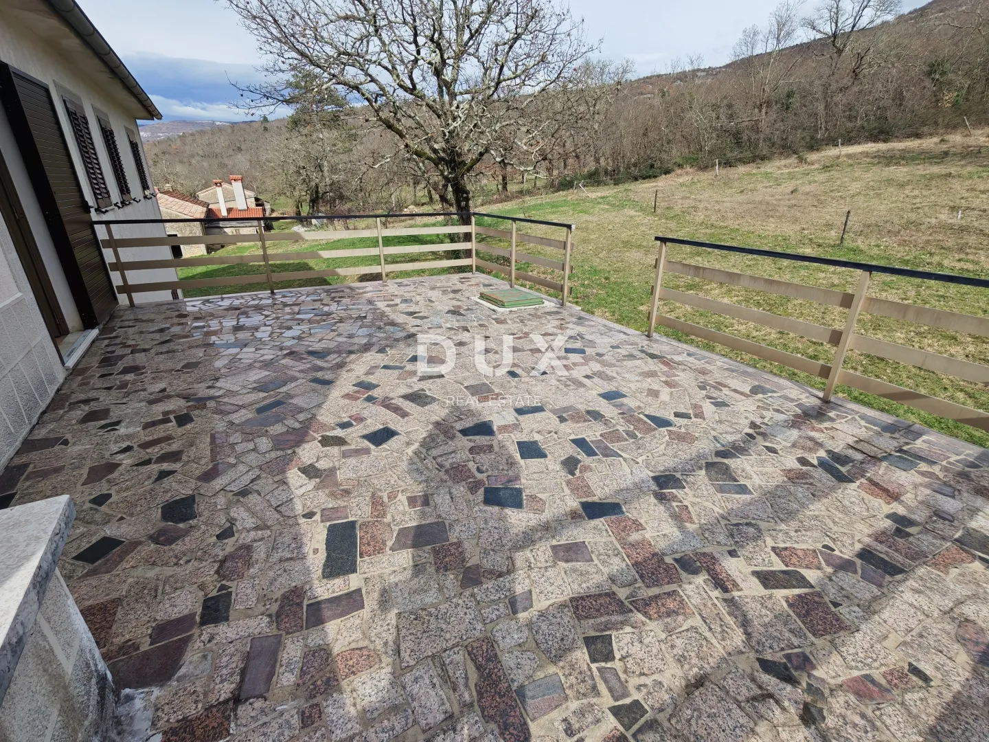 istra, boljun - kuća s dva stana u srcu istre - slika 7