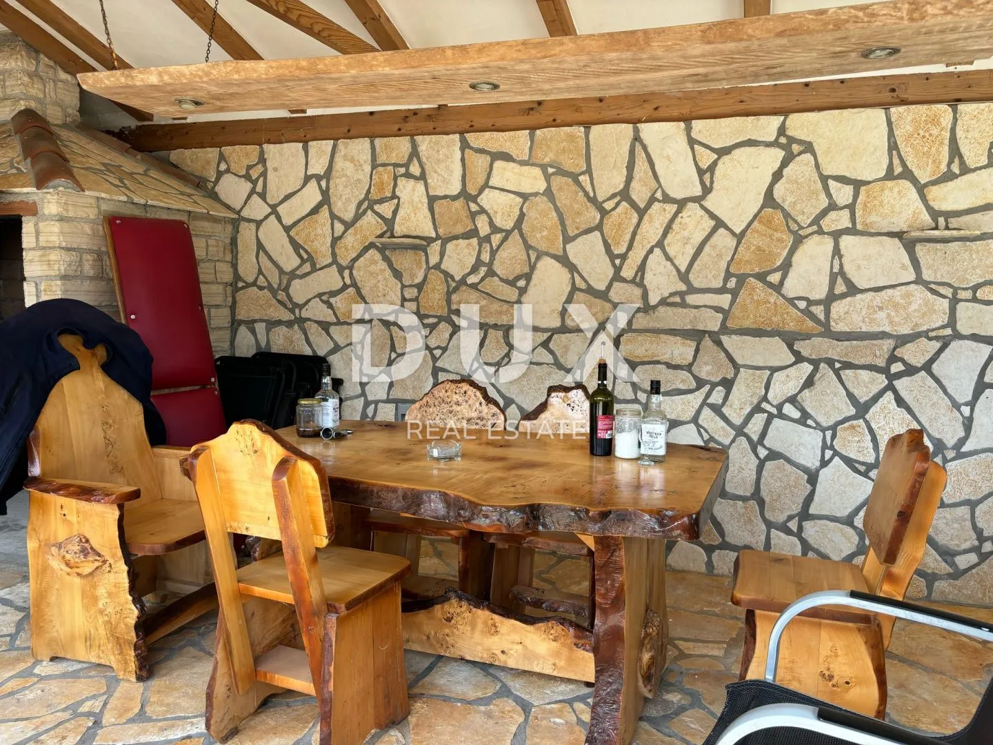 istra, medulin - prizemnica s konobom i bazenom! - slika 8