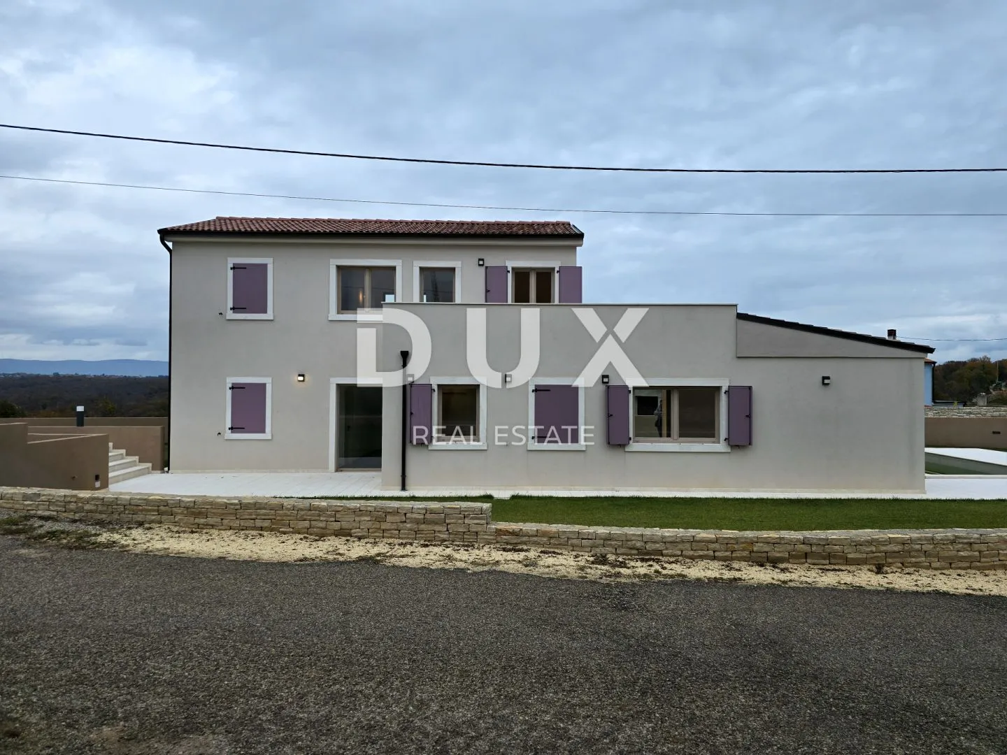 istra, marčana - kuća s bazenom - slika 12
