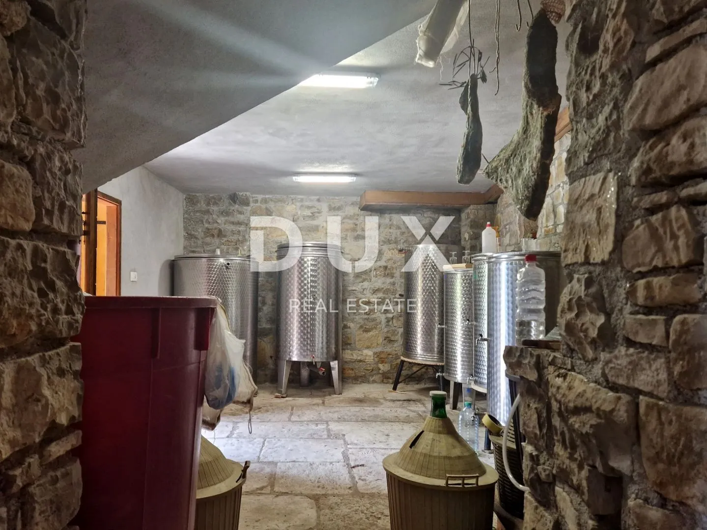 istra, oprtalj - kamena kuća s panoramskim pogledom - slika 32