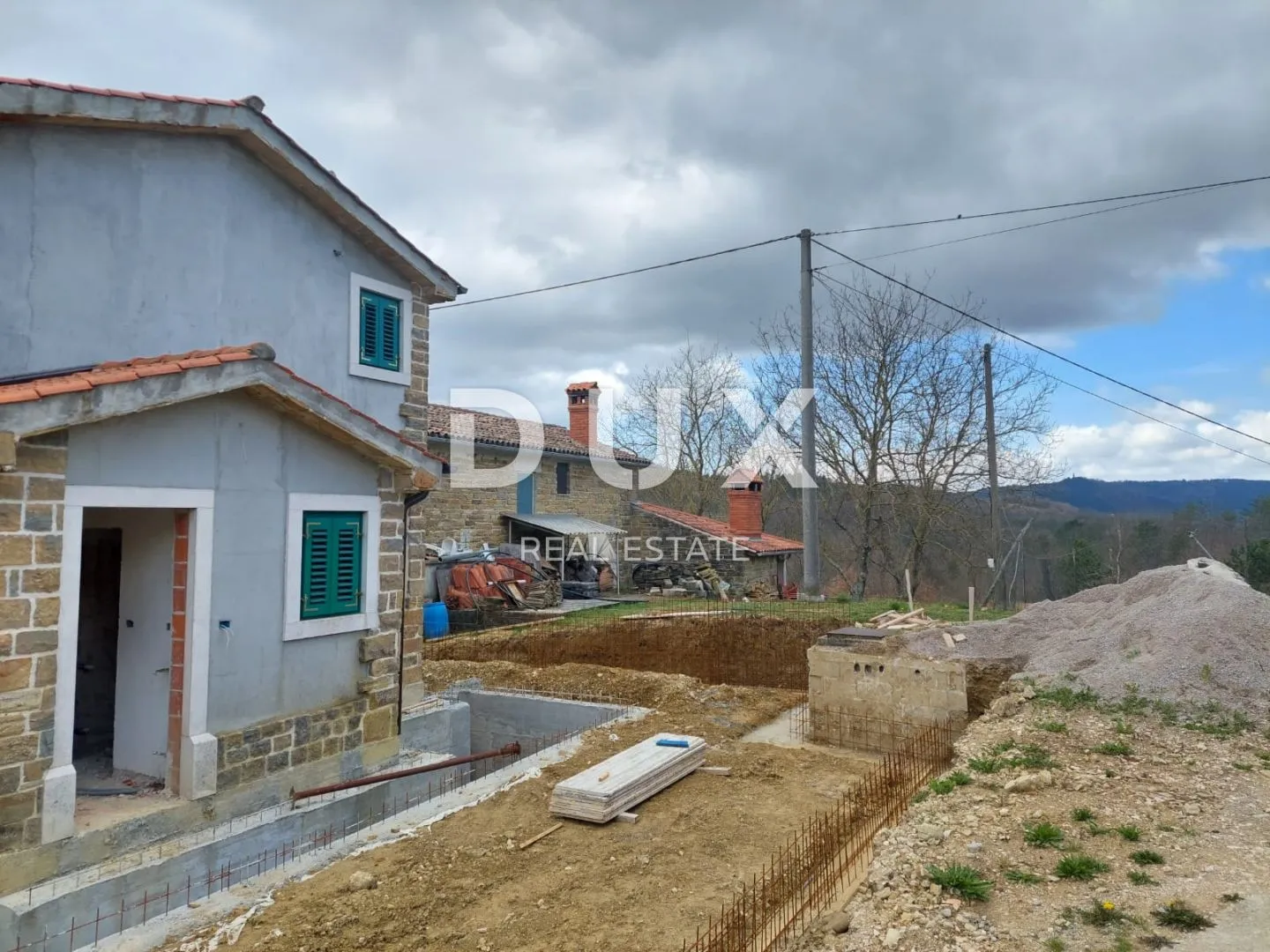 istra, pazin - samostojeća kuća s bazenom - slika 16