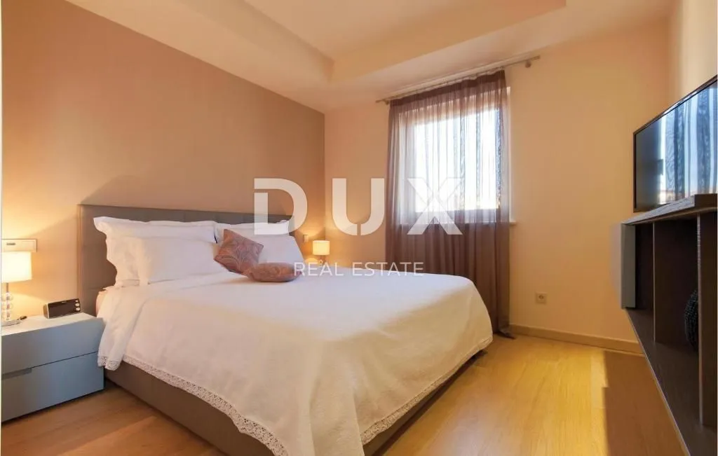 istra,poreč - luksuzna vila u blizini mora - slika 15