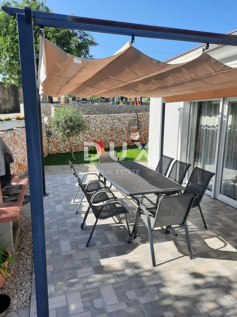 otok krk, garica - luksuzna kuća za odmor s bazenom - slika 19