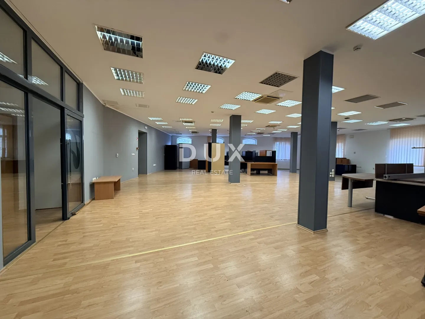 rijeka, širi centar - uredski prostor u poslovnoj zgradi - slika 2