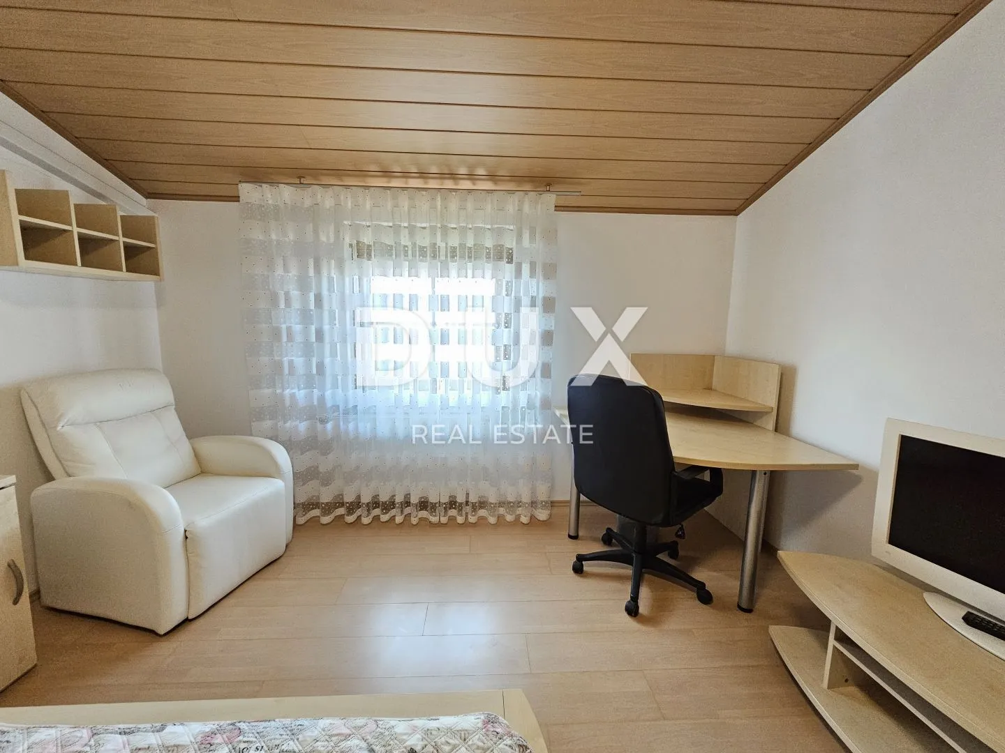 istra, pula - kvalitetna obiteljska apartmanska kuća na atraktivnoj lokaciji - slika 135