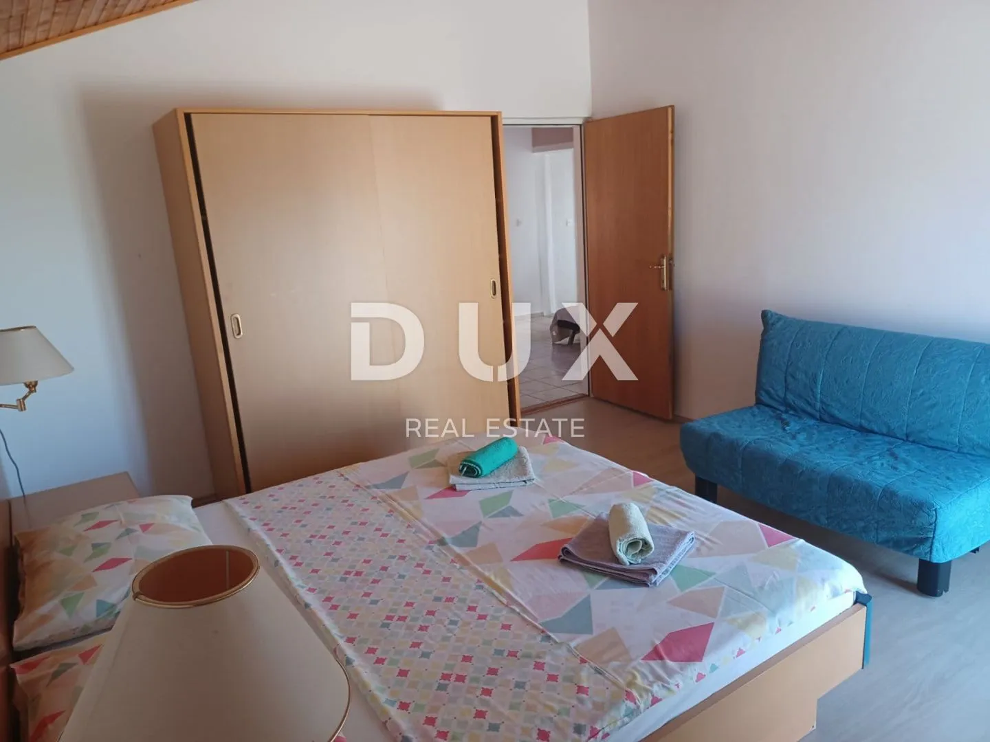 otok rab, barbat - samostojeća apartmanska kuća na odličnoj lokaciji - slika 17