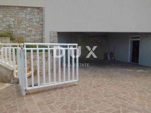 otok krk - ekskluzivna vila sa bazenom - slika 21