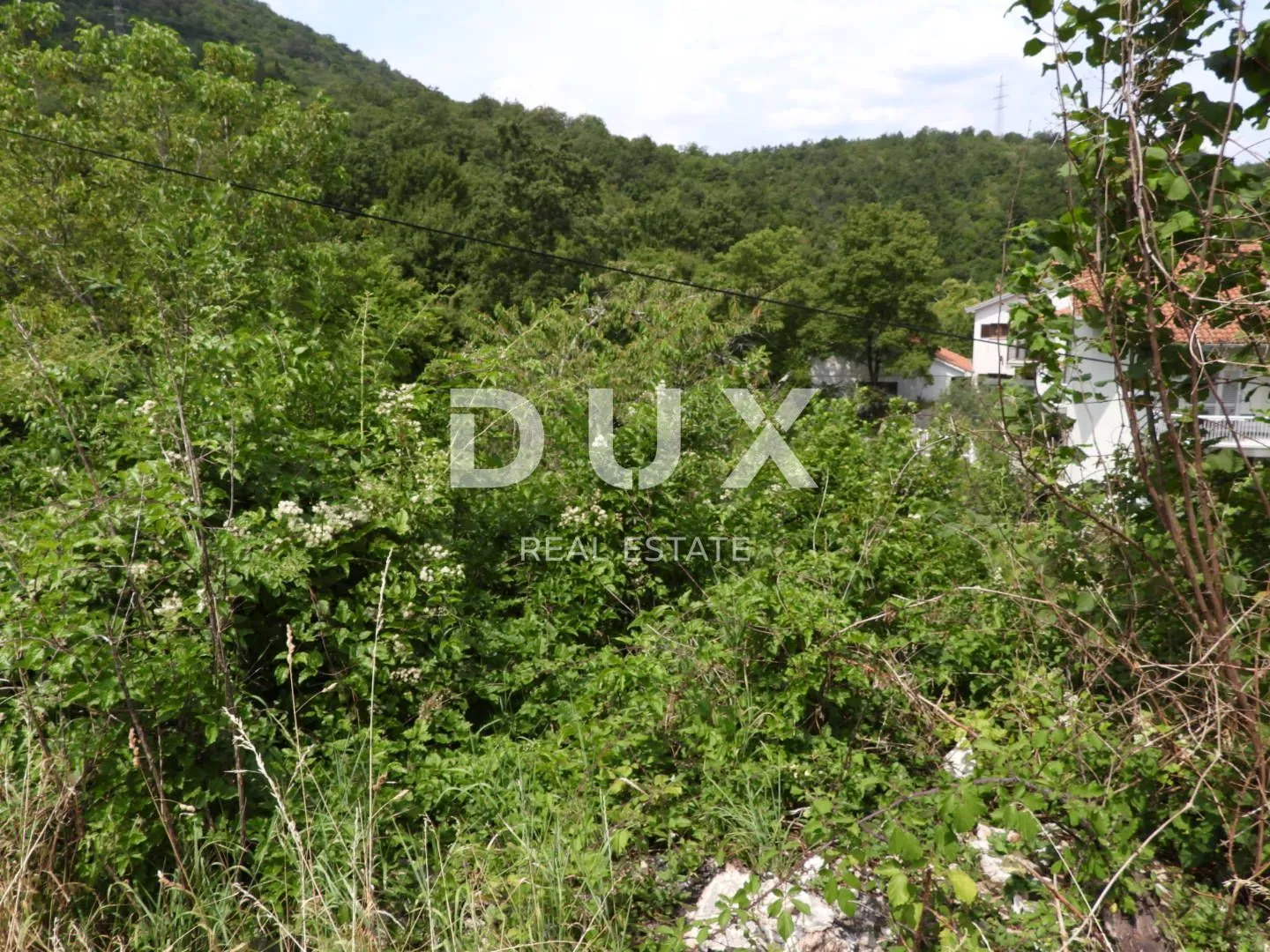 rukavac - građevinski teren 2059m2 za stambenu zgradu – stanove- apartmane / obiteljsku kuću / villu / za kuće za iznajmljivanje sa bazenom / kuću za odmor sa bazenom - slika 8