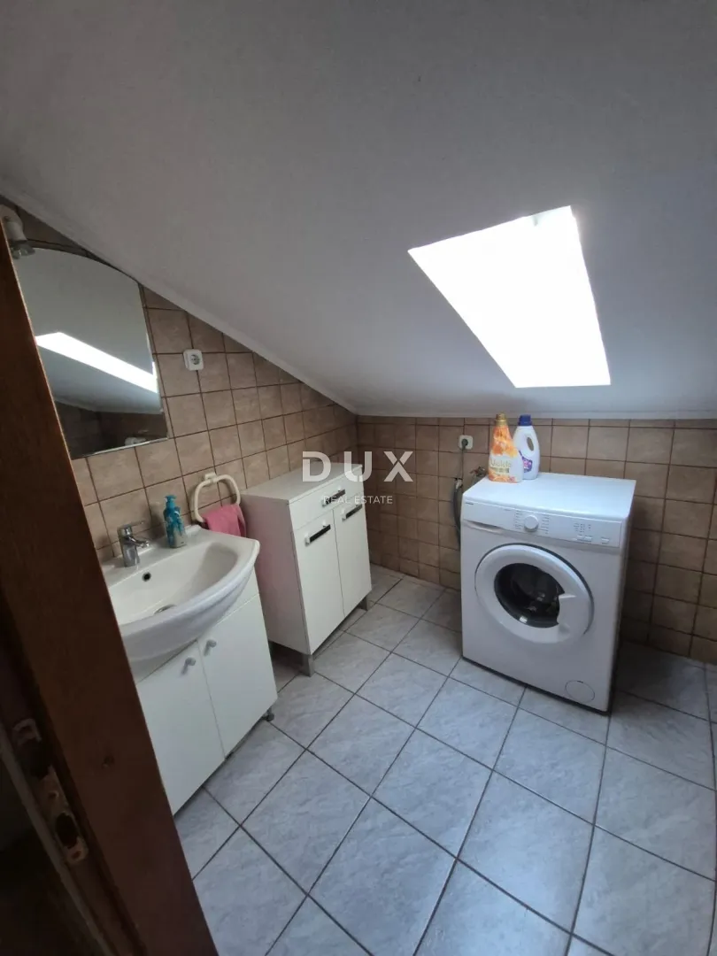 senj, centar, trosobni stan, 60 m2 - slika 11