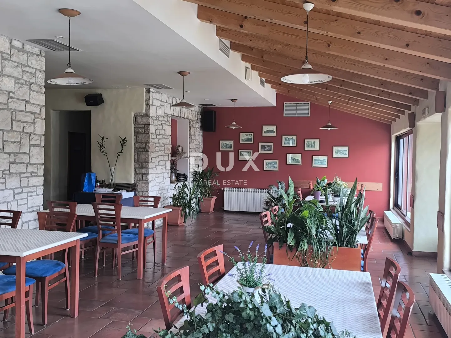istra, rabac - restoran s uhodanim poslom, parking - bez ulaganja!! - slika 3