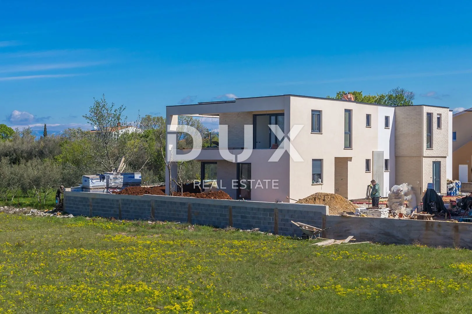 otok krk, malinska - moderna dvojna kuća s bazenom - slika 1