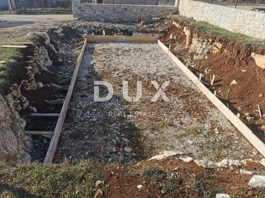 istra, višnjan - imanje s dvije kuće i pogledom na more - slika 40
