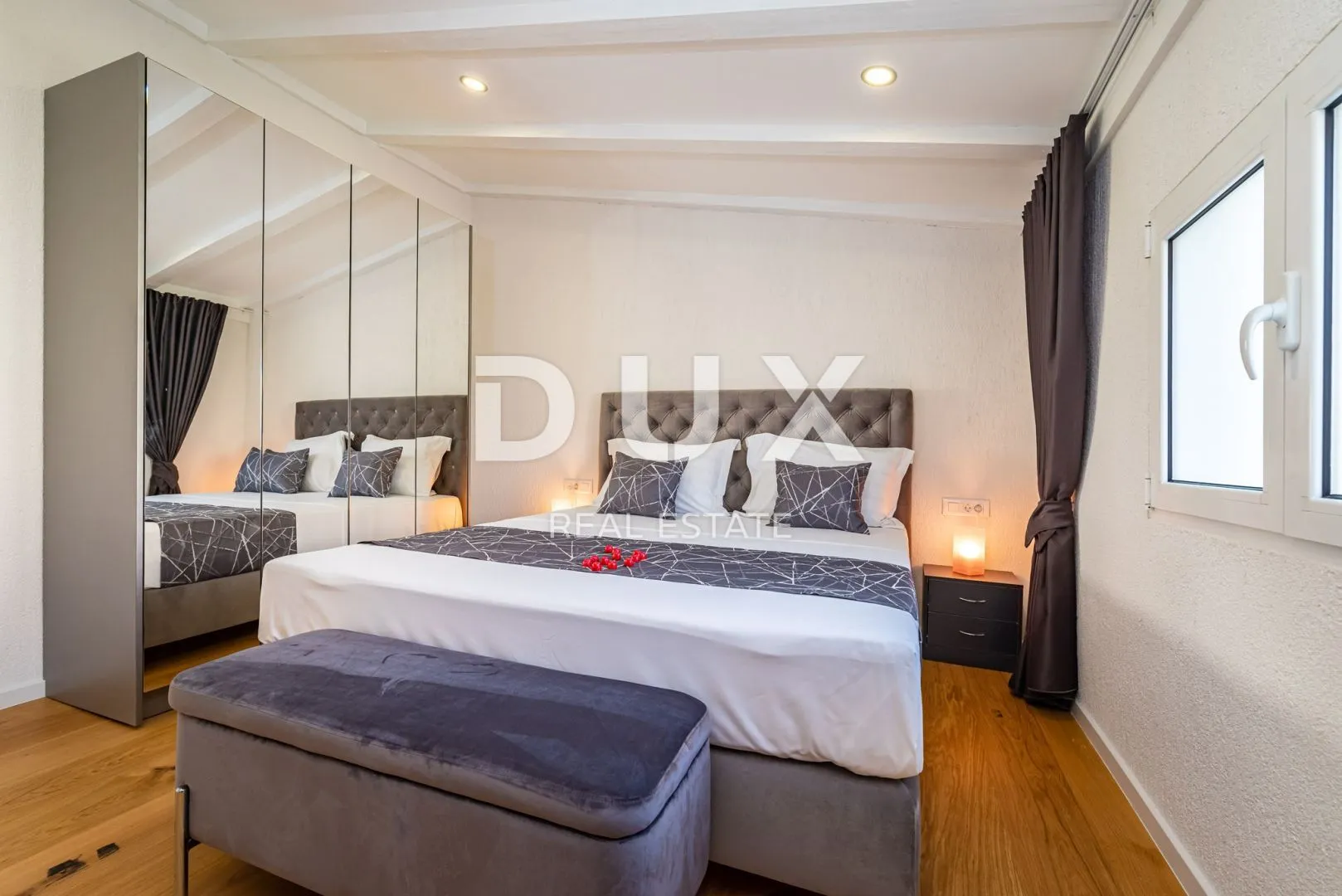 zadar, novigrad - prekrasna vila s bazenom u blizini mora - slika 51