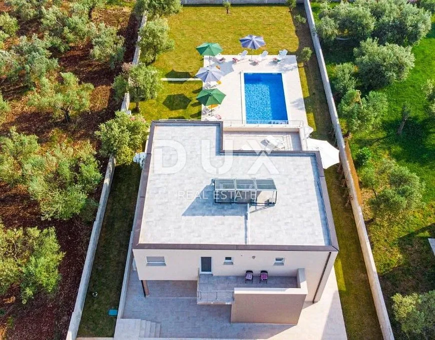 istra, vodnjan - moderna vila s prostranom okućnicom - slika 30
