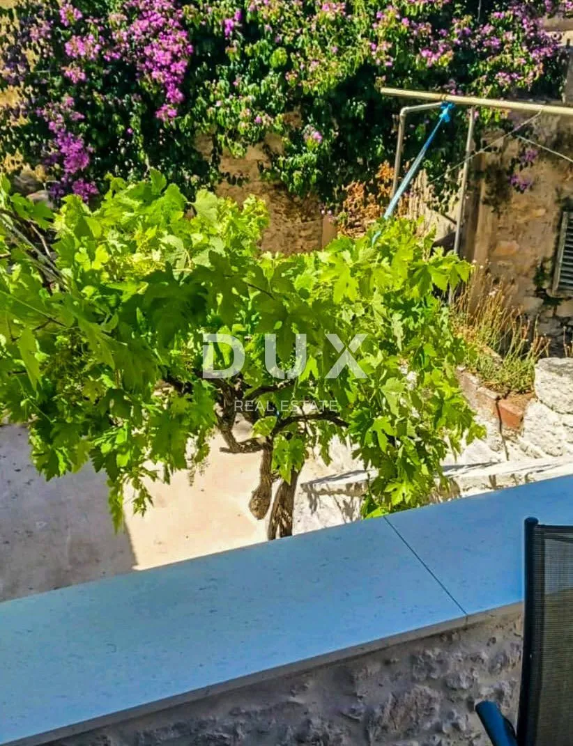 otok iž, veli iž- renovirana kuća 70m od mora! - slika 27