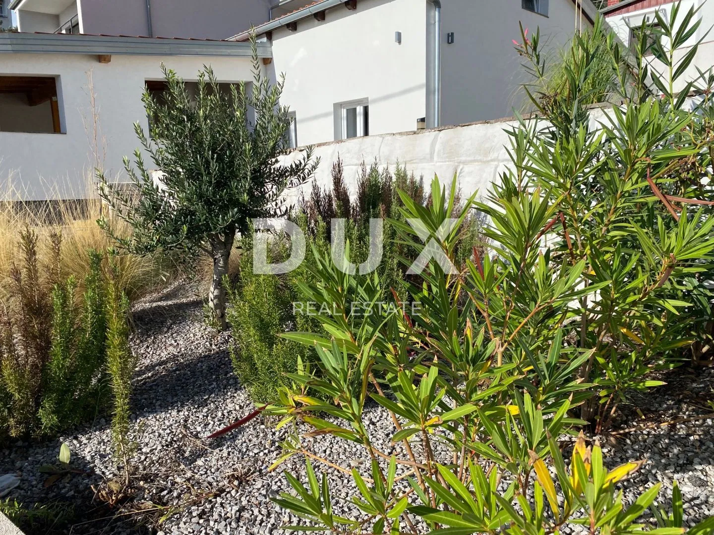 rijeka, krimeja - 2 samostojeće kuće s pogledom na more + 2 pomoćne zgrade + okućnica! prilika! - slika 82