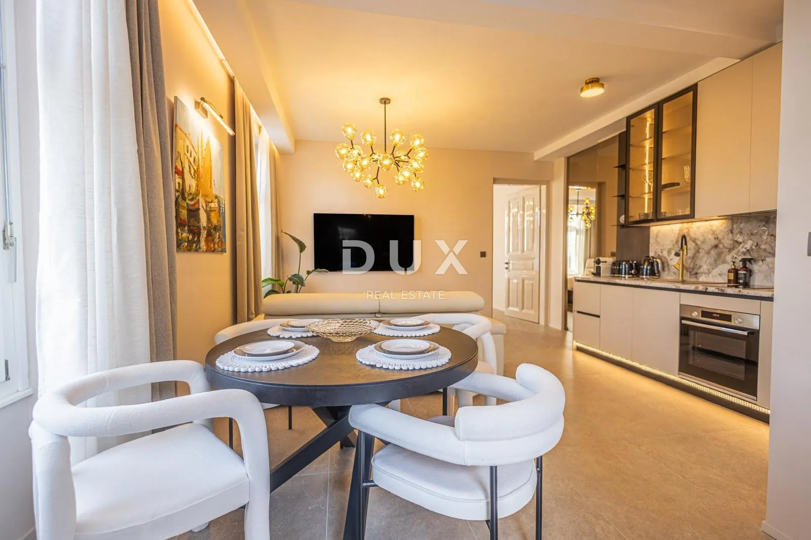 opatija, centar, dvosobni stan, najam, 51m2, 300m od mora - slika 3