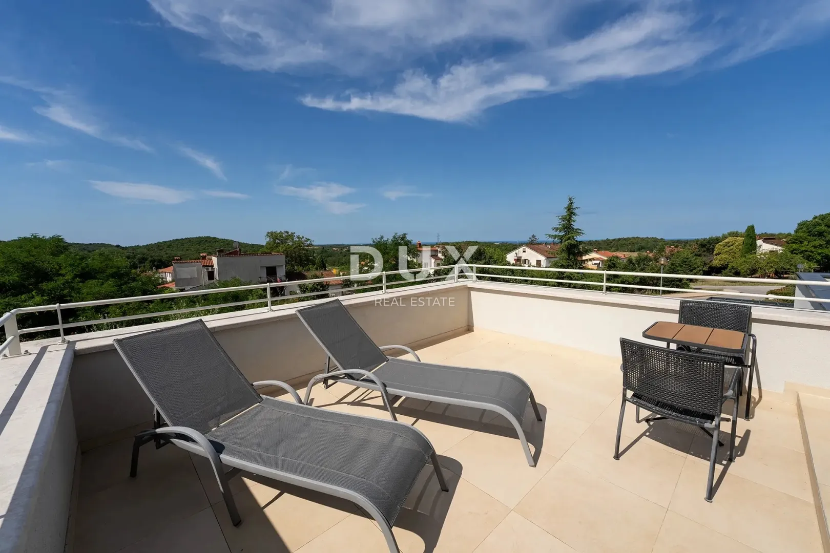 istra, poreč - moderna kuća s bazenom - slika 44