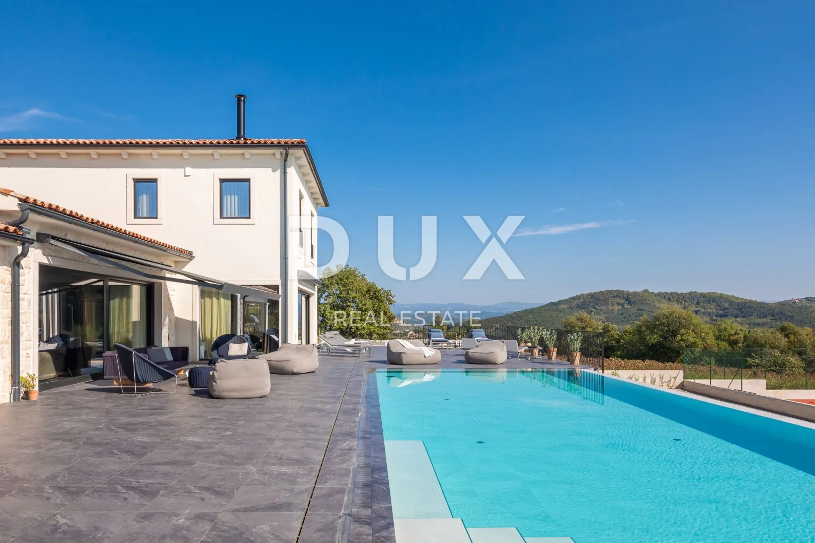 istra, motovun - luksuzna vila s pogledom na prirodu! - slika 22
