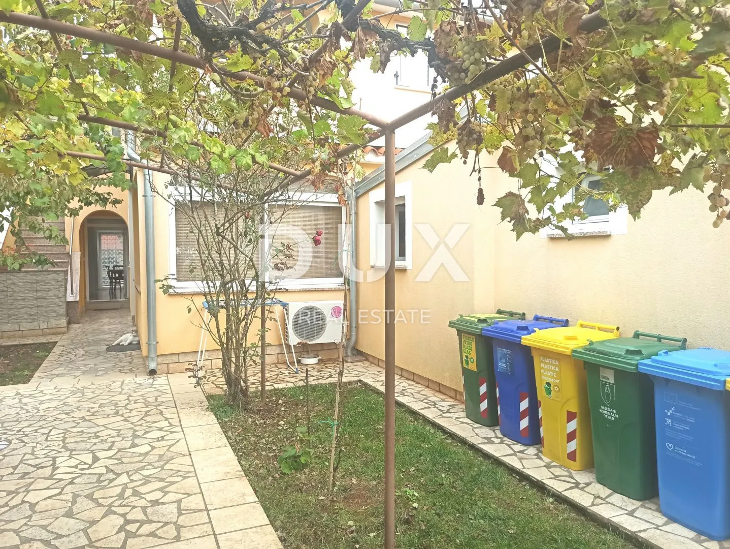istra, valbandon kuća s 3 apartmana i dvorištem u blizini mora - slika 35