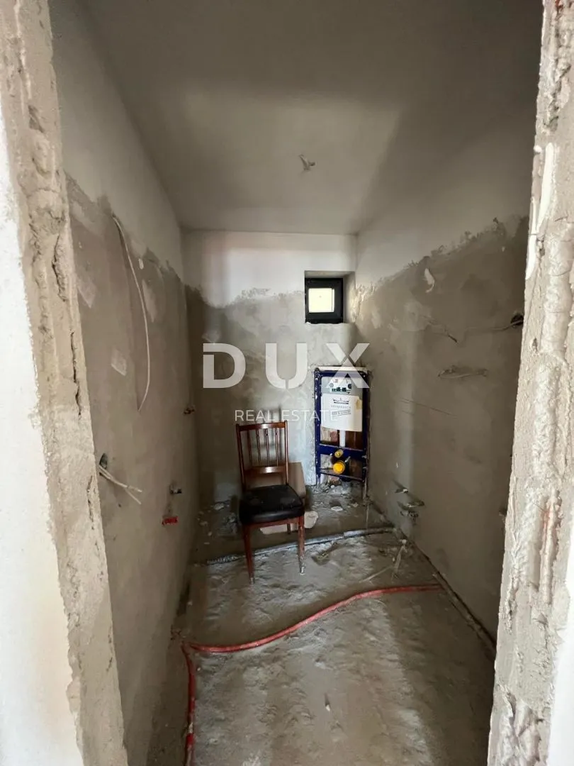 kostrena- dvojna kuća, 5 apartmana, pogled!!! - slika 29