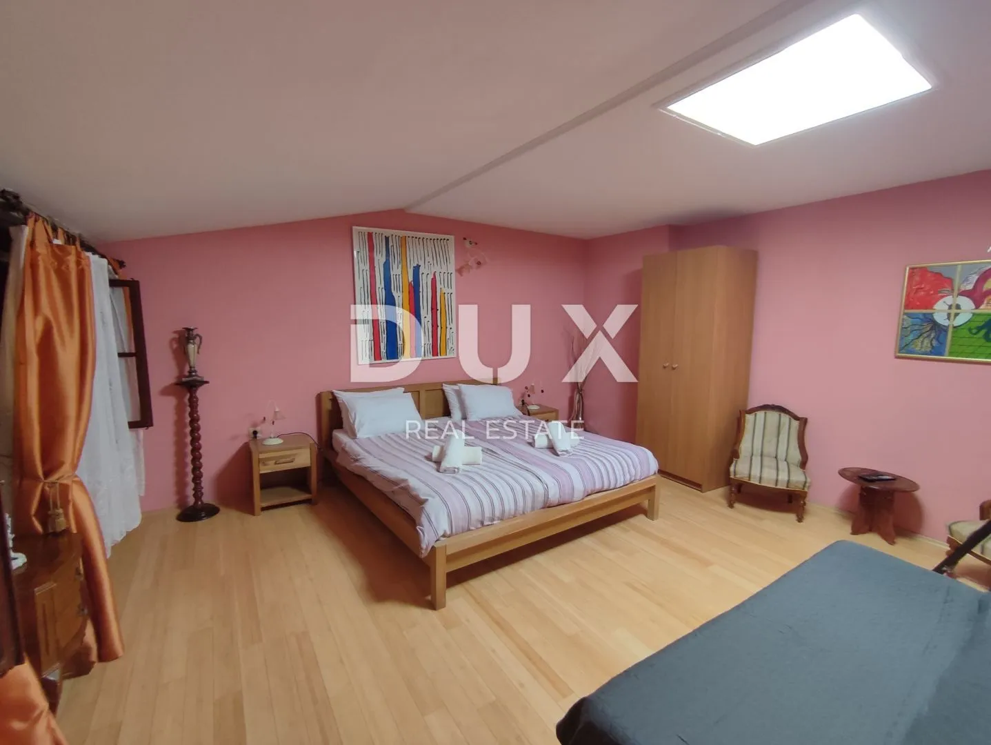 istra, rovinj - renovirana starina u samom centru grada - slika 37