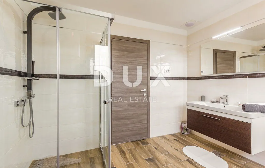 istra, šišan - luksuzna vila moderne gradnje - slika 24
