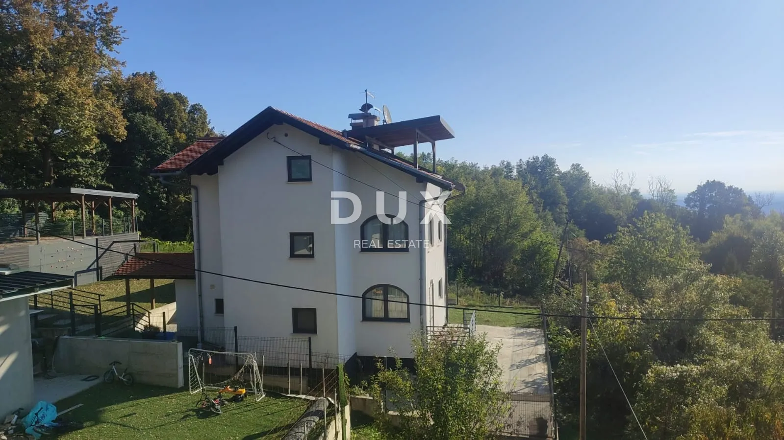 ZAGREB, GORNJE VRAPČE - Obiteljska kuća s panoramskim pogledom na Zagreb