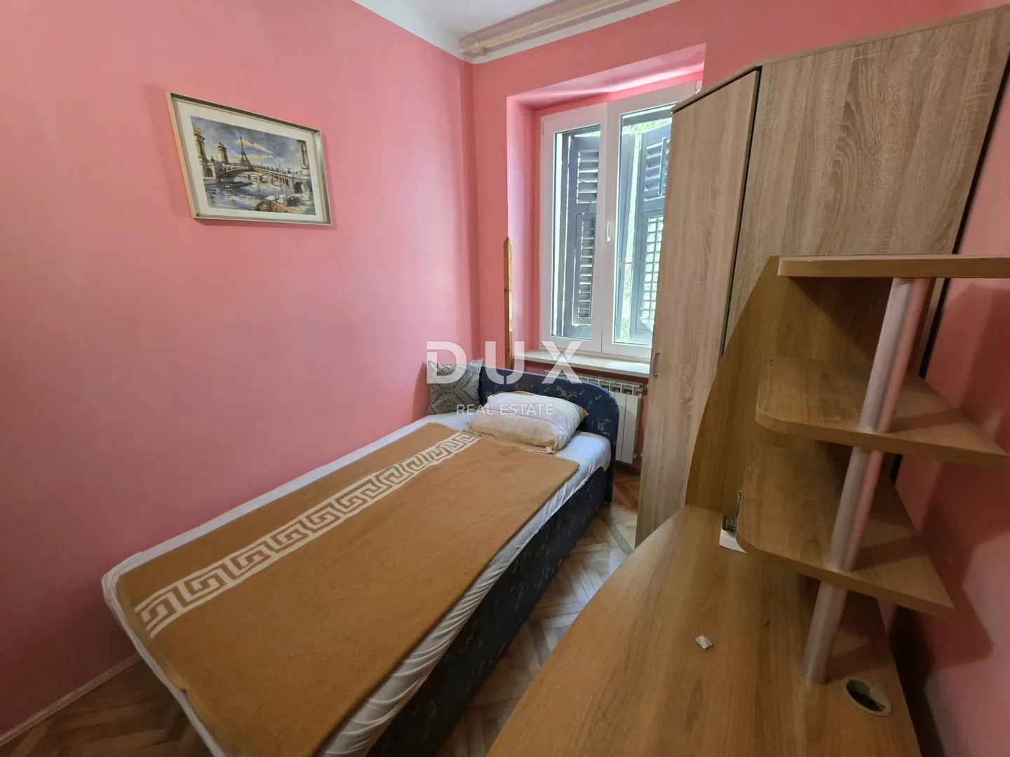 pula, centar - 2ss+db kvalitetan obiteljski stan nadomak centra s prostranom terasom - slika 17
