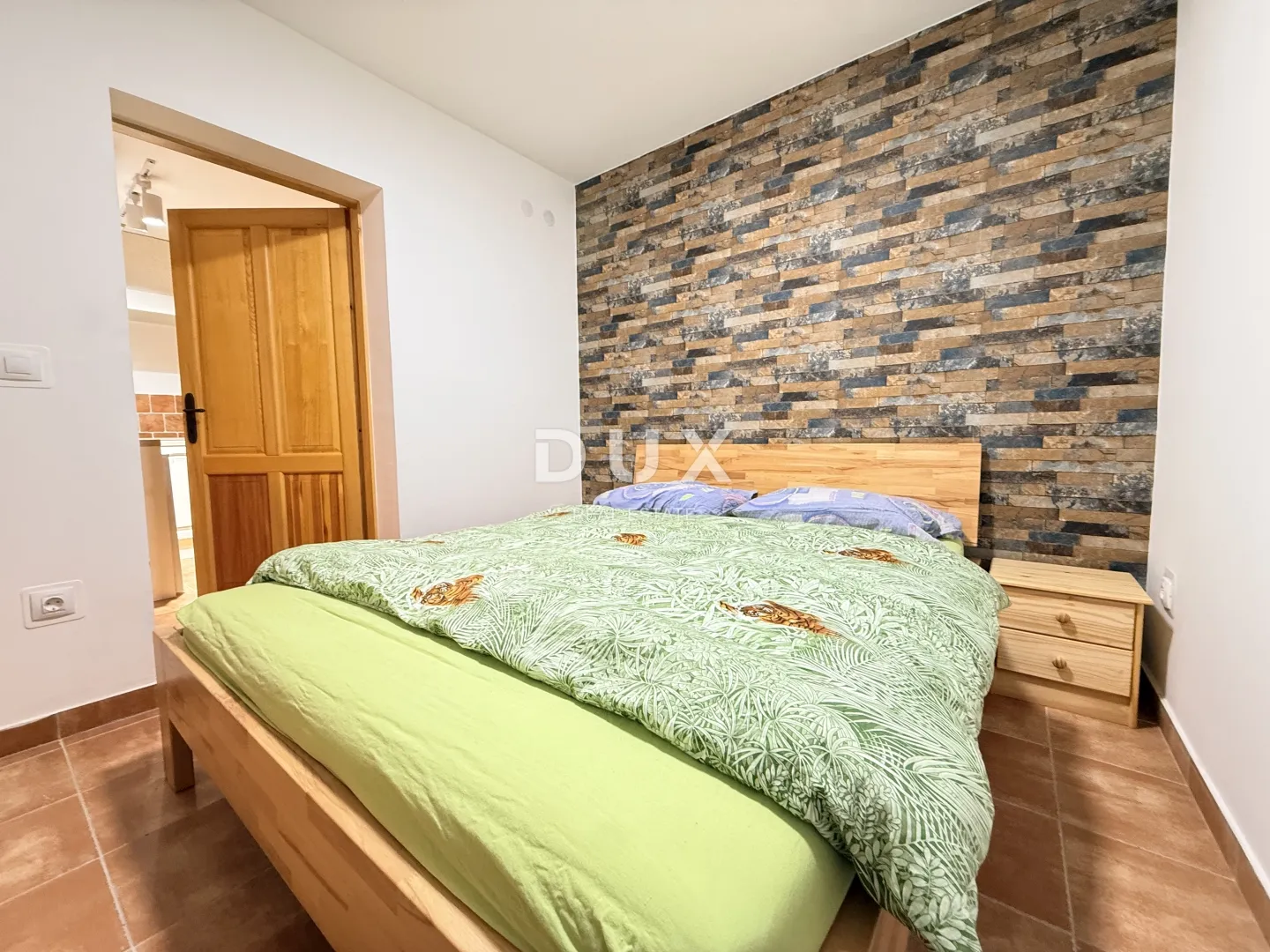 gorski kotar, mrkopalj - kuća s četiri apartmana - slika 9