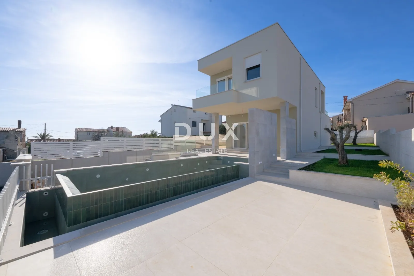 istra, ližnjan - nova vila s prekrasnim pogledom na more! - slika 9