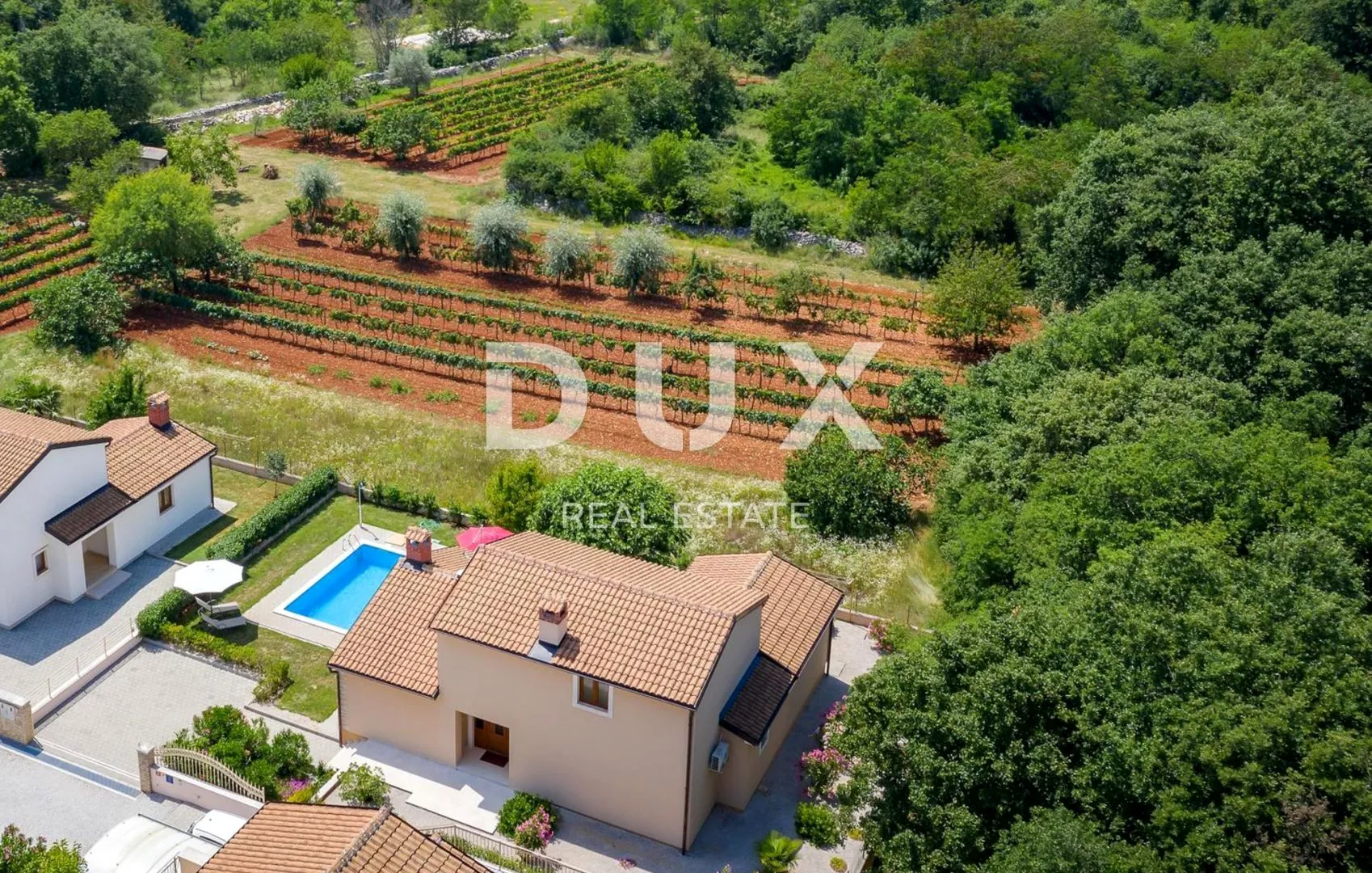 istra, sveti lovreč - kuća s bazenom na rubu naselja - slika 7