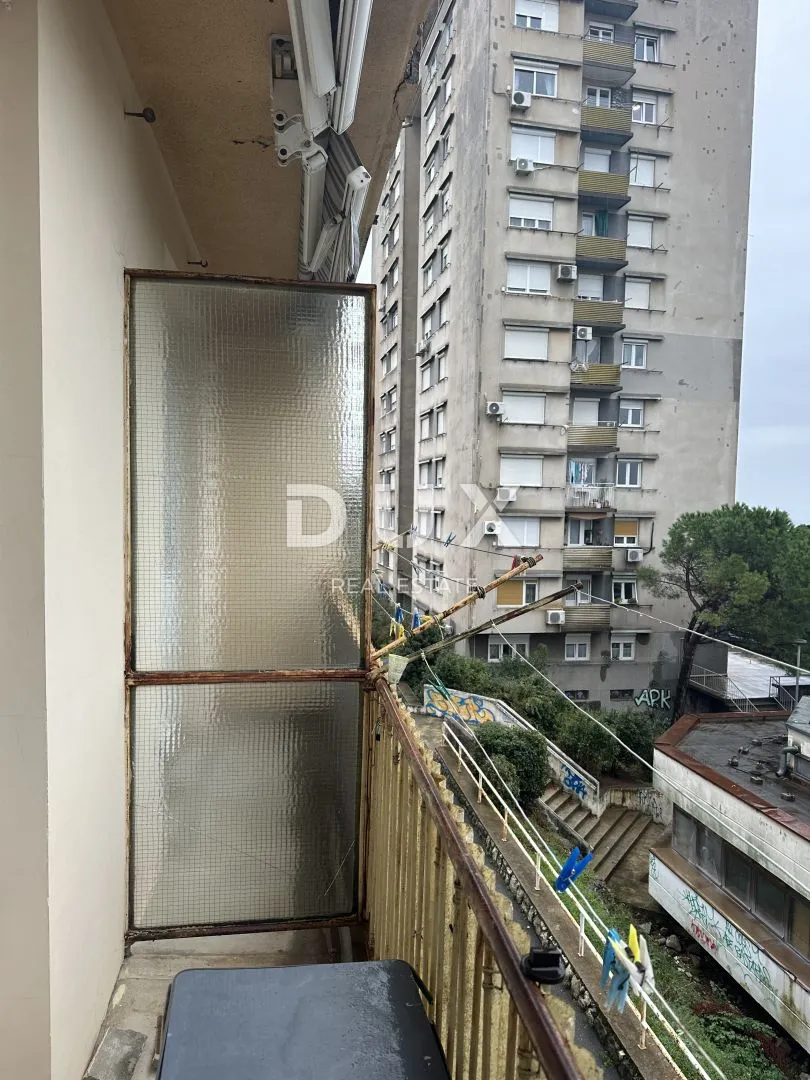rijeka, turnić - mali stan sa pogledom na more - slika 14