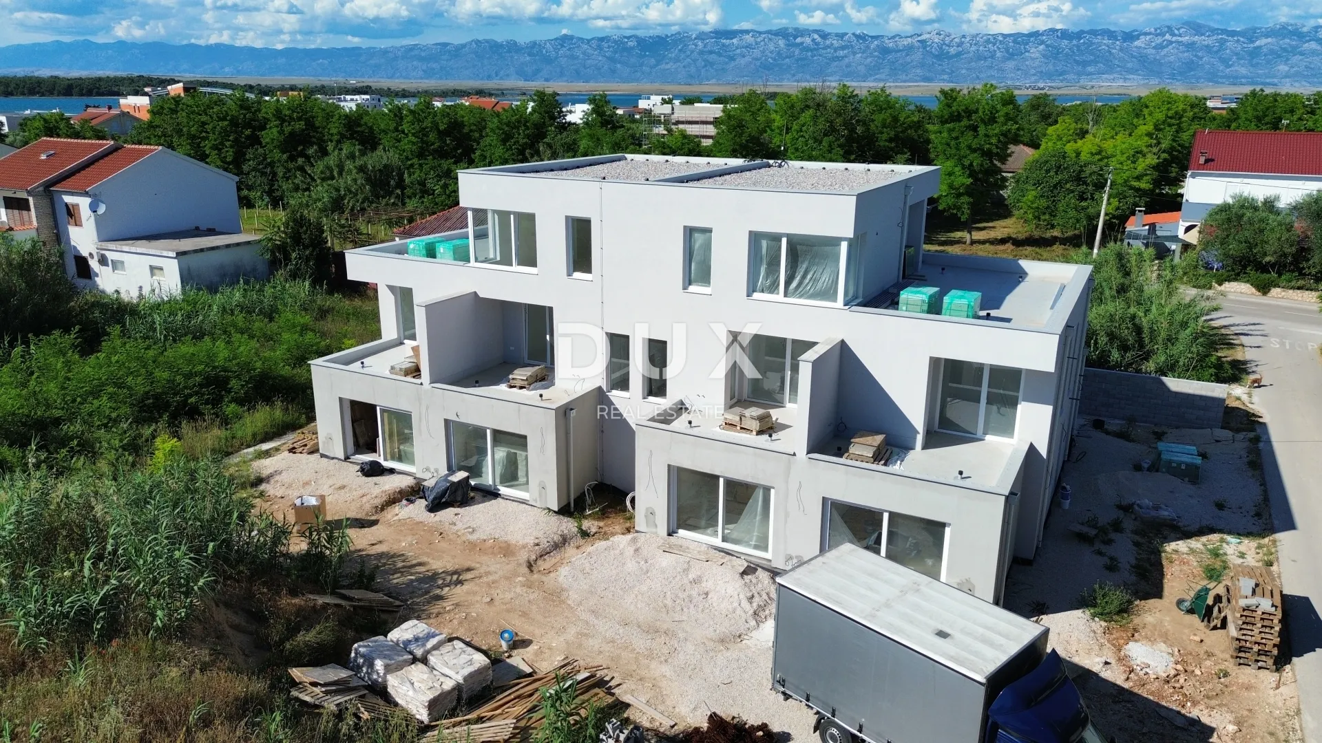 zadar, privlaka - novogradnja s krovnom terasom i pogledom na more 110 metara od plaže! d - slika 6