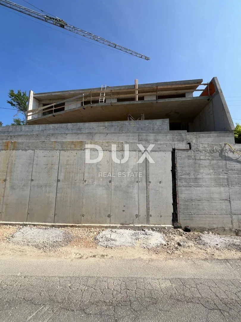 istra, krasica - moderna samostojeća vila s bazenom s panoramskim pogledom i garažom - slika 23